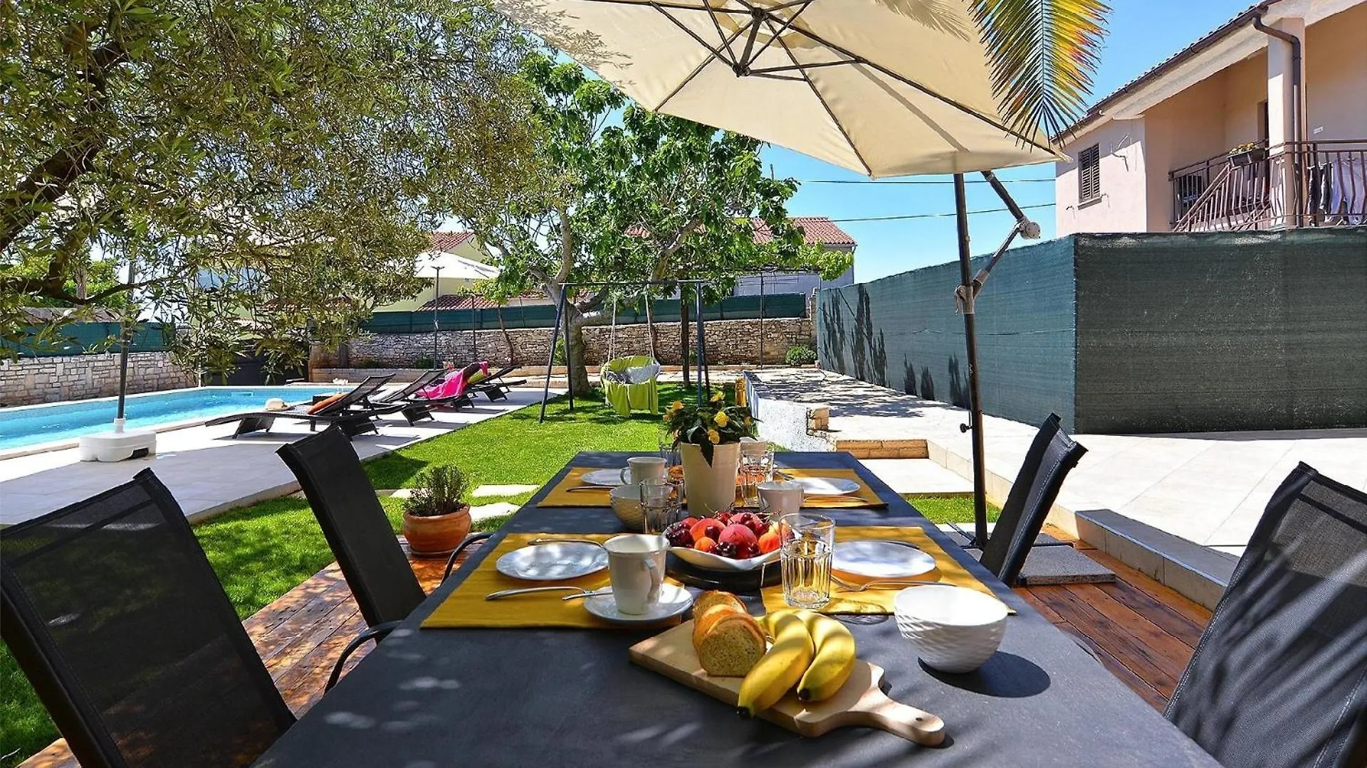 Ferienhaus Mit Privatpool Fuer 6 Personen Ca 80 Qm In Galizana, Istrien Istrische Riviera 0*, Galizana